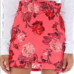 Urban Outfitters Floral belted skirt NEVER WORN
